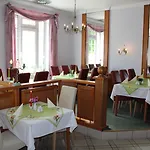 Weisser Schwan ארפורט