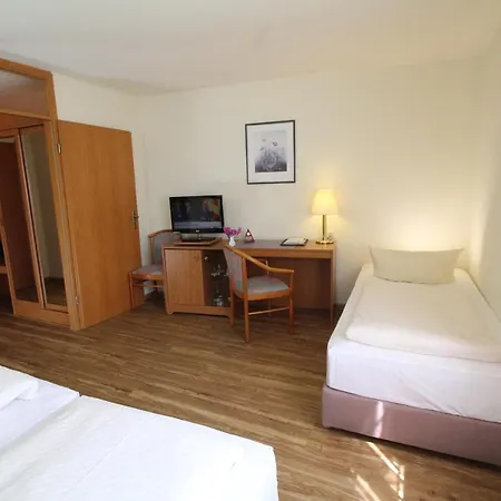 Weisser Schwan Hotel 3*